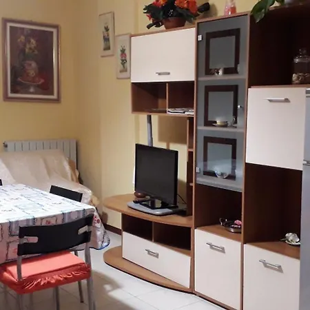 Roberta Cisanello 2 Apartment